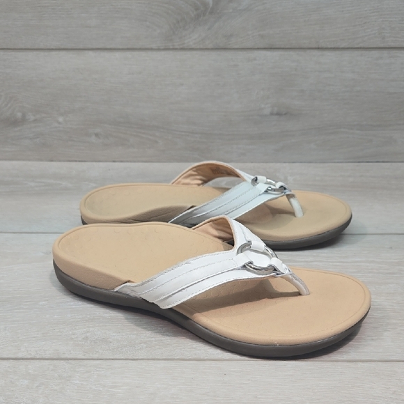 Vionic Women's Aloe White Sandals Slide Thong Shoes Sz 7 - Picture 1 of 9